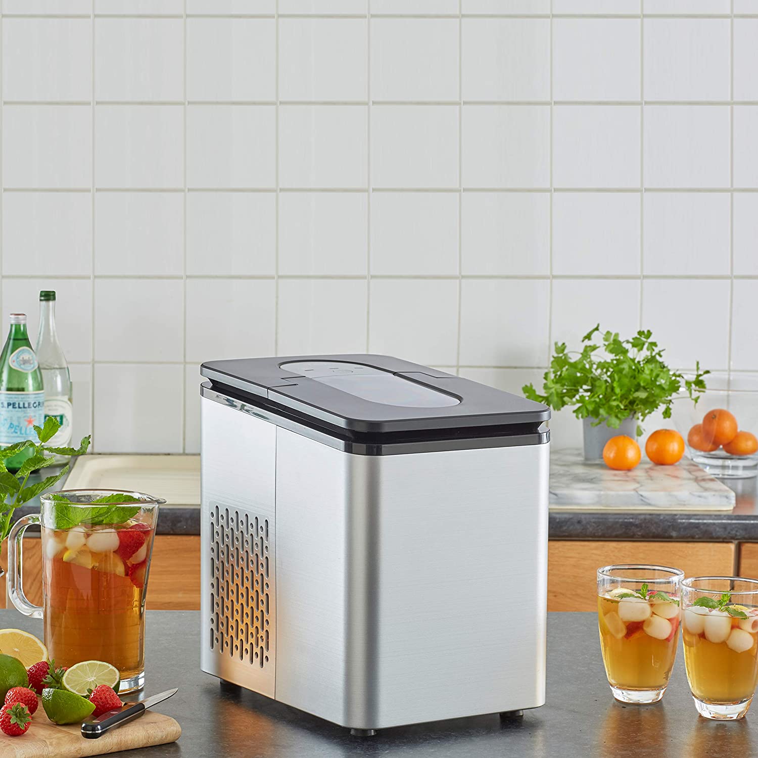 Black chinkyboo New super smart ice maker Electrical Ice Cube Maker Machine Home Bar Office Cocktails ice Machine Drinks Top Counter Ice Machine 